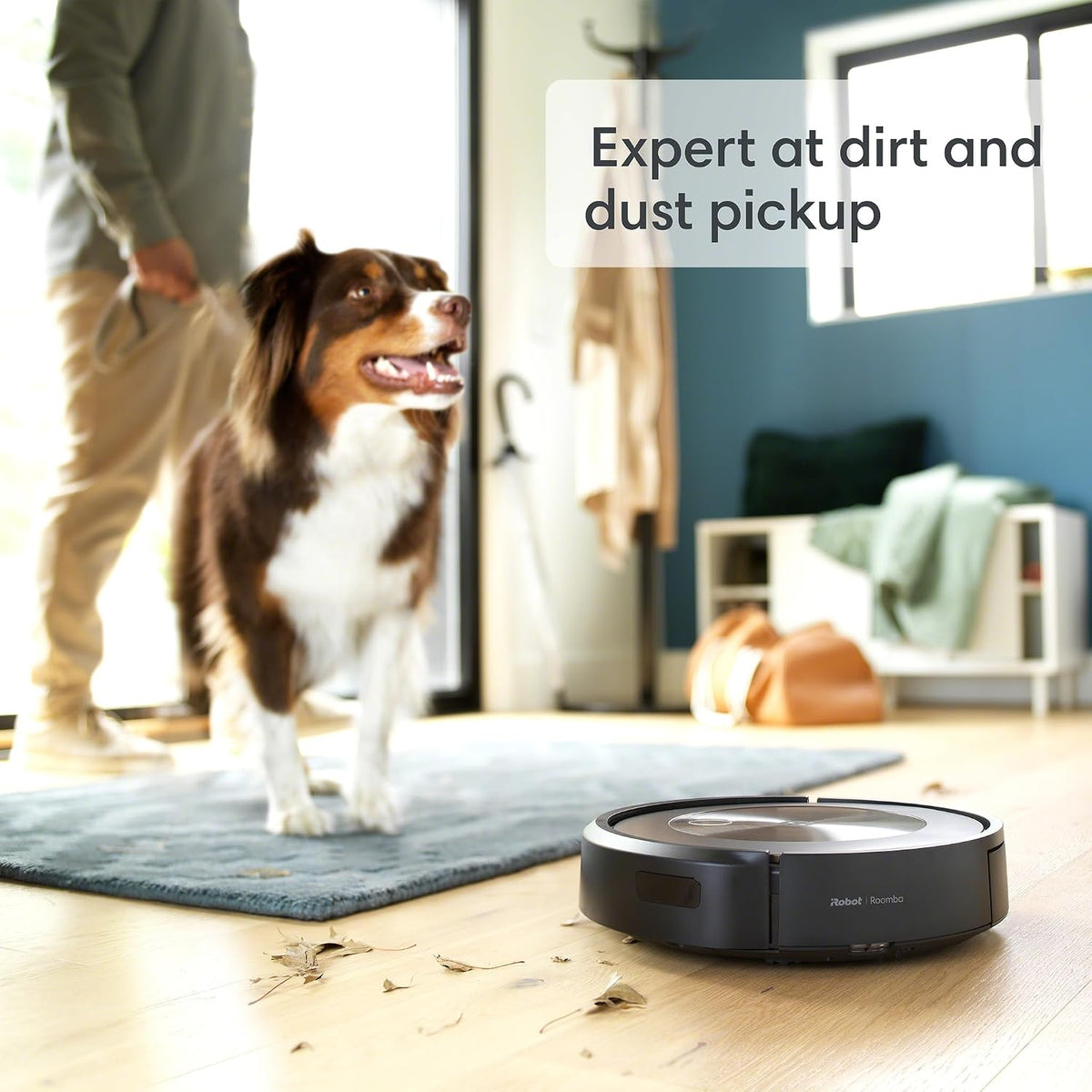 iRobot Roomba j9+ Selbstentleerender Saugroboter – leistungsstärkere Saugkraft, identifiziert und vermeidet Hindernisse wie Haustierabfälle, leert Sich für 60 Tage, am besten für Haushalte mit