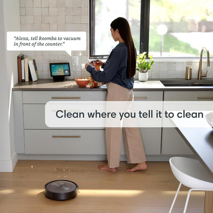 iRobot Roomba j9+ Selbstentleerender Saugroboter – leistungsstärkere Saugkraft, identifiziert und vermeidet Hindernisse wie Haustierabfälle, leert Sich für 60 Tage, am besten für Haushalte mit